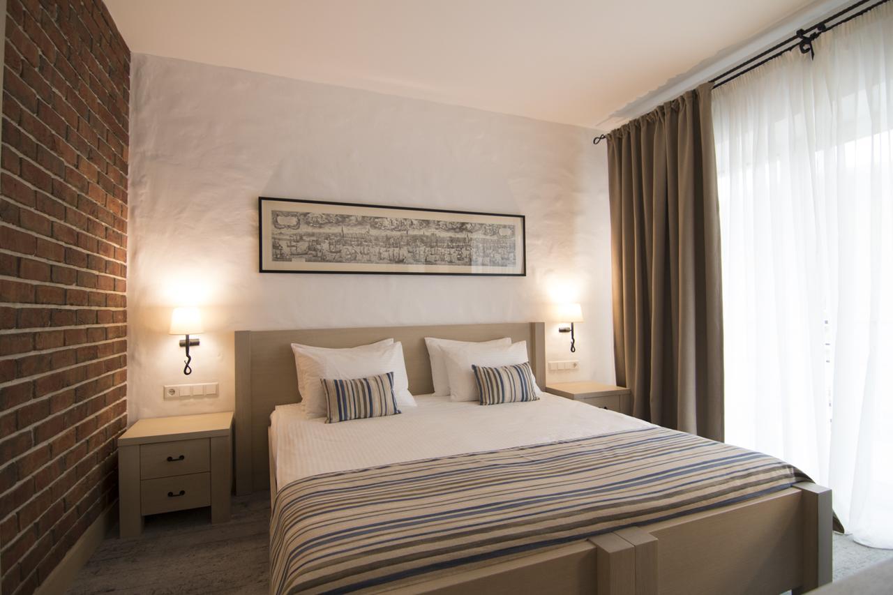 Hotel Amstelski Bukovel Esterno foto